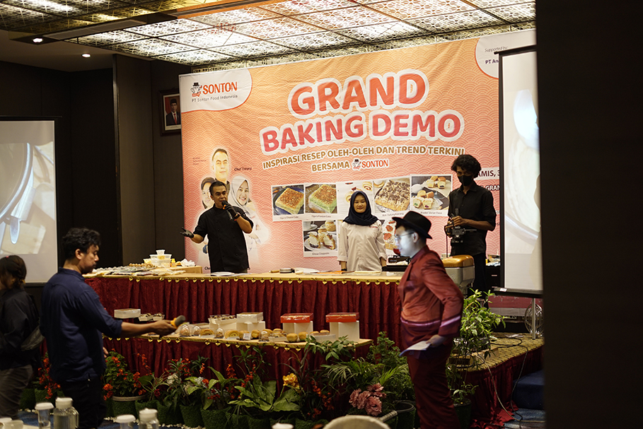  Grand Baking Demo Medan